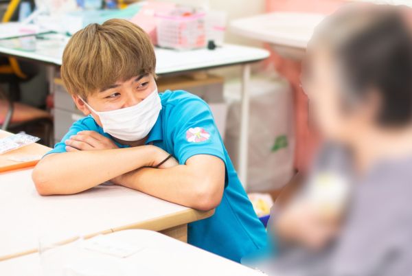 神谷デイサービス介護職